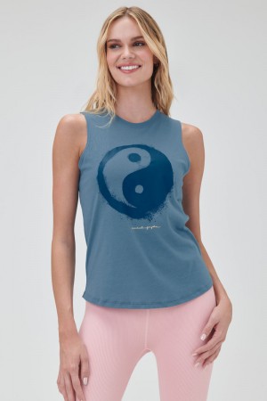 Blue Spiritual Gangster Yin Yang Muscle Women's Tanks | 46520-BWCG