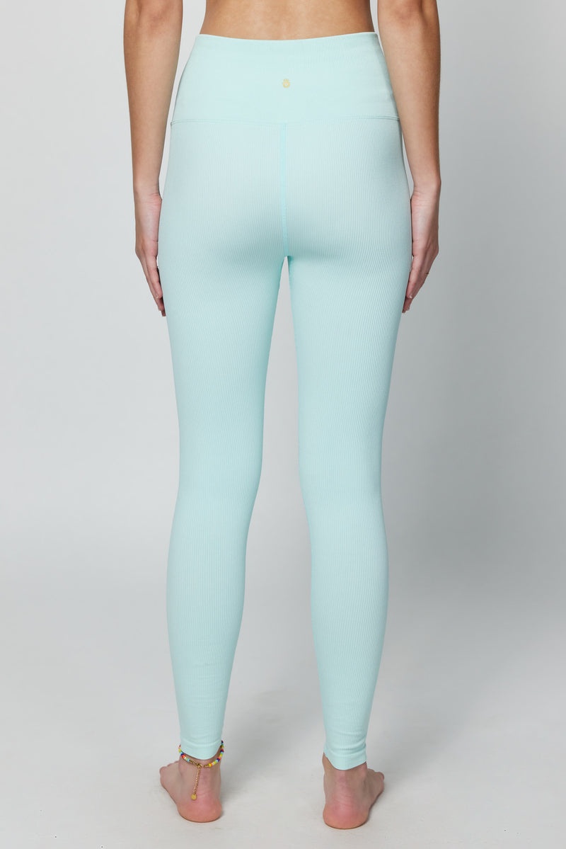 Beach Glass Spiritual Gangster Love Sculpt Women's Leggings | 94870-YAQF