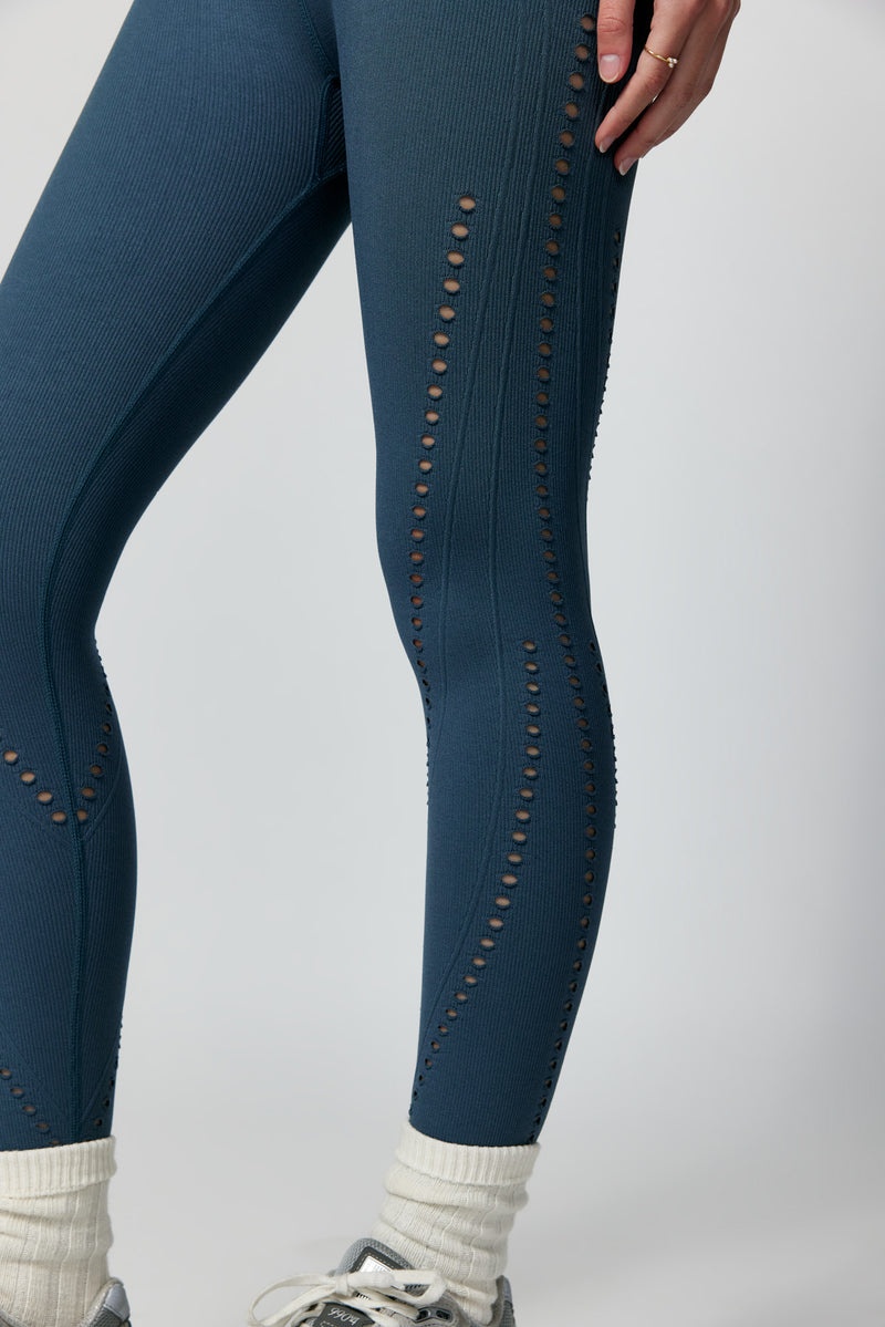 Deep Blue Spiritual Gangster Thea 7/8 Seamless Women's Bottoms | 87092-NAKS